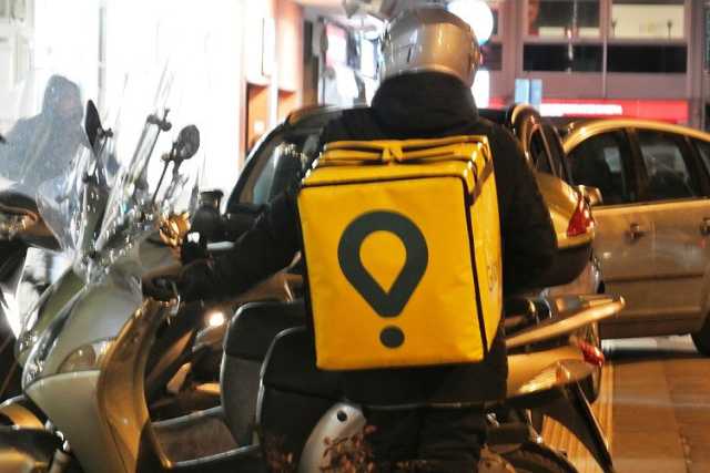 I "rider": tra nuove tecnologie e vecchi problemi il mondo delle consegne a domicilio